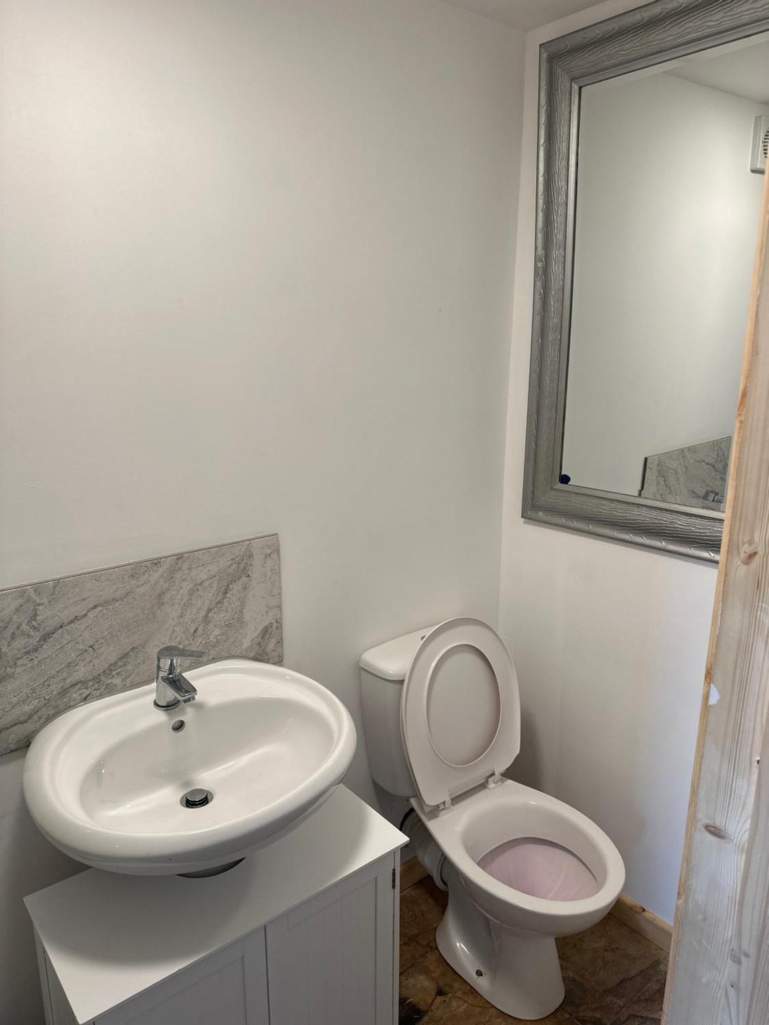 فندق Barrs Court Beds Warmley المظهر الخارجي الصورة